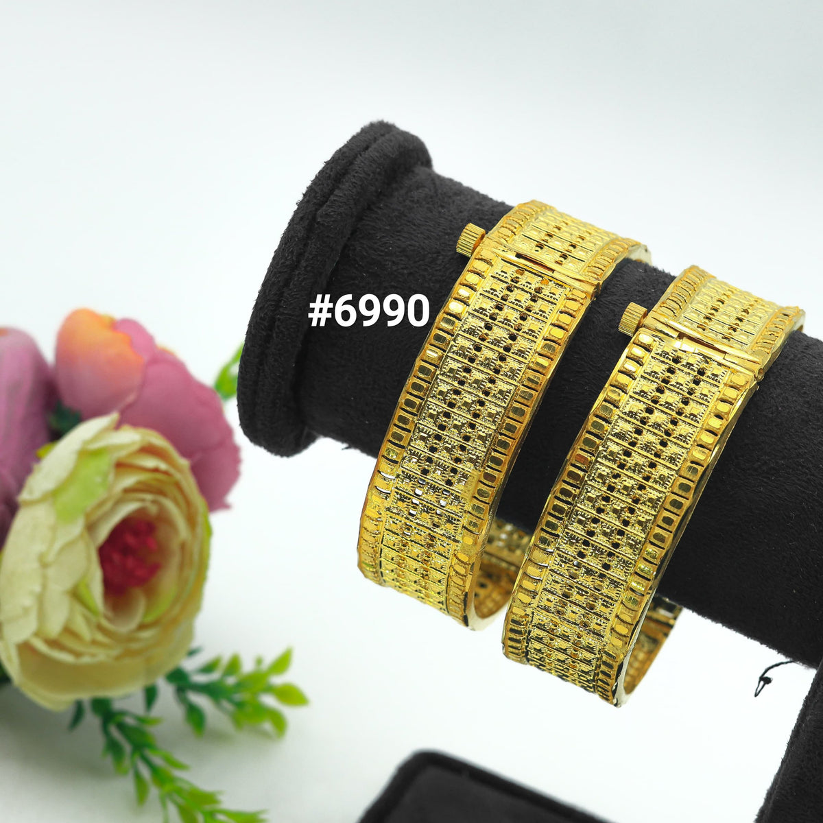 Gold Plated Jewellery, Bangles PMJ Model No : 6990