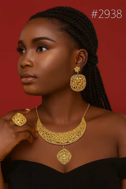 Beautiful Gold Color New Short Necklace Model No. 2938