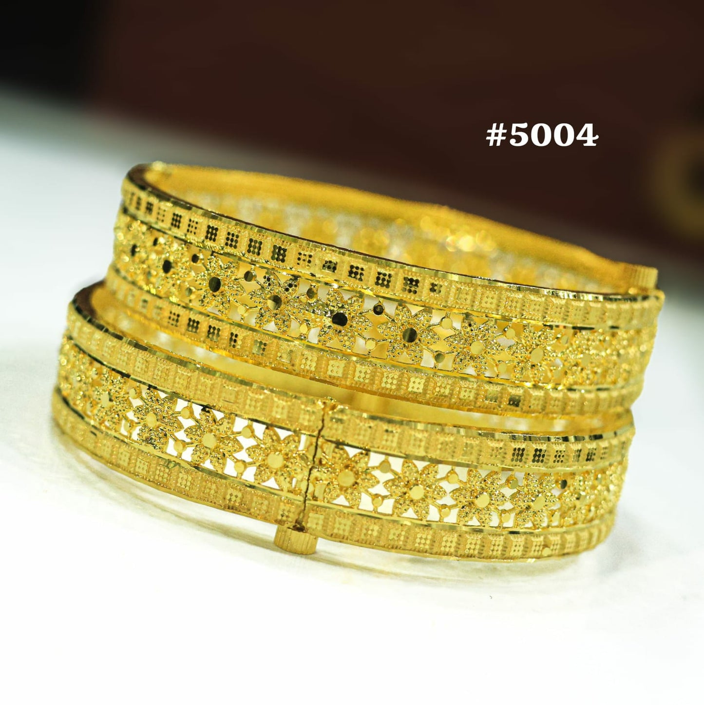 PMJ Beautiful Gold Plated Bangles Model No : 5004