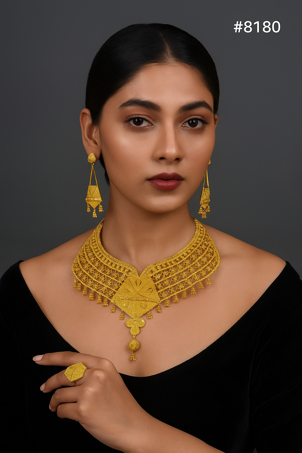 Gold Plated Short NECKLACE 5 Gram Gold Plated Jewellery PMJ Model No : 8180