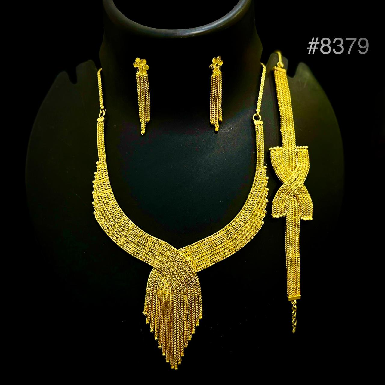 Gold Plated Short NECKLACE 5 Gram Gold Plated Jewellery PMJ Model No : 8379