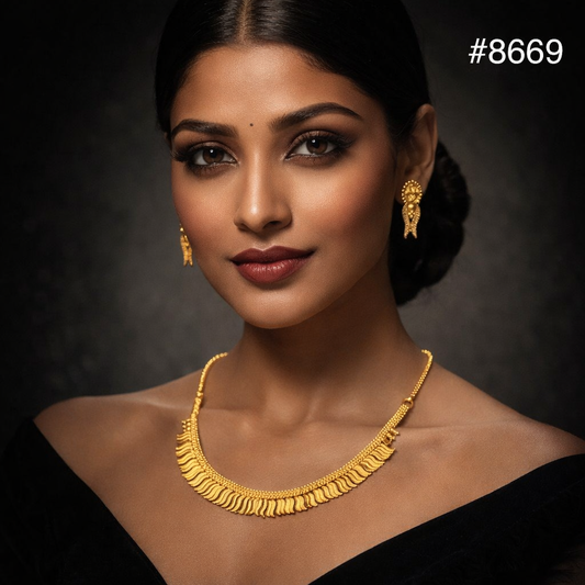 Gold Plated Short NECKLACE 5 Gram Gold Plated Jewellery PMJ Model No : 8669