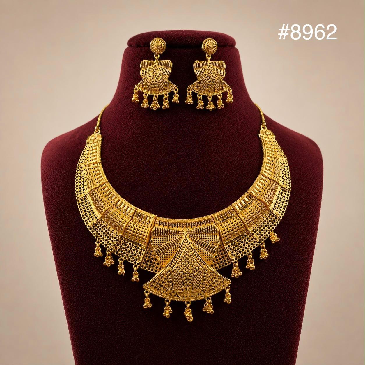 Gold Plated SHORT NECKLACE 5 Gram Gold Plated Jewellery PMJ Model No : 8962