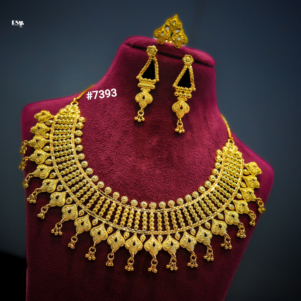 Gold Plated Short Necklace 1 Gram Gold Plated Jewellery PMJ Model No : 7393