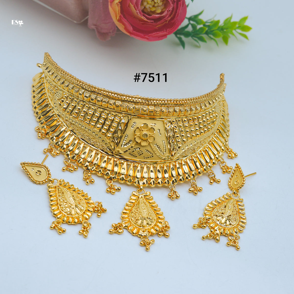 Gold Plated Short Necklace 1 Gram Gold Plated Jewellery PMJ Model No : 7511