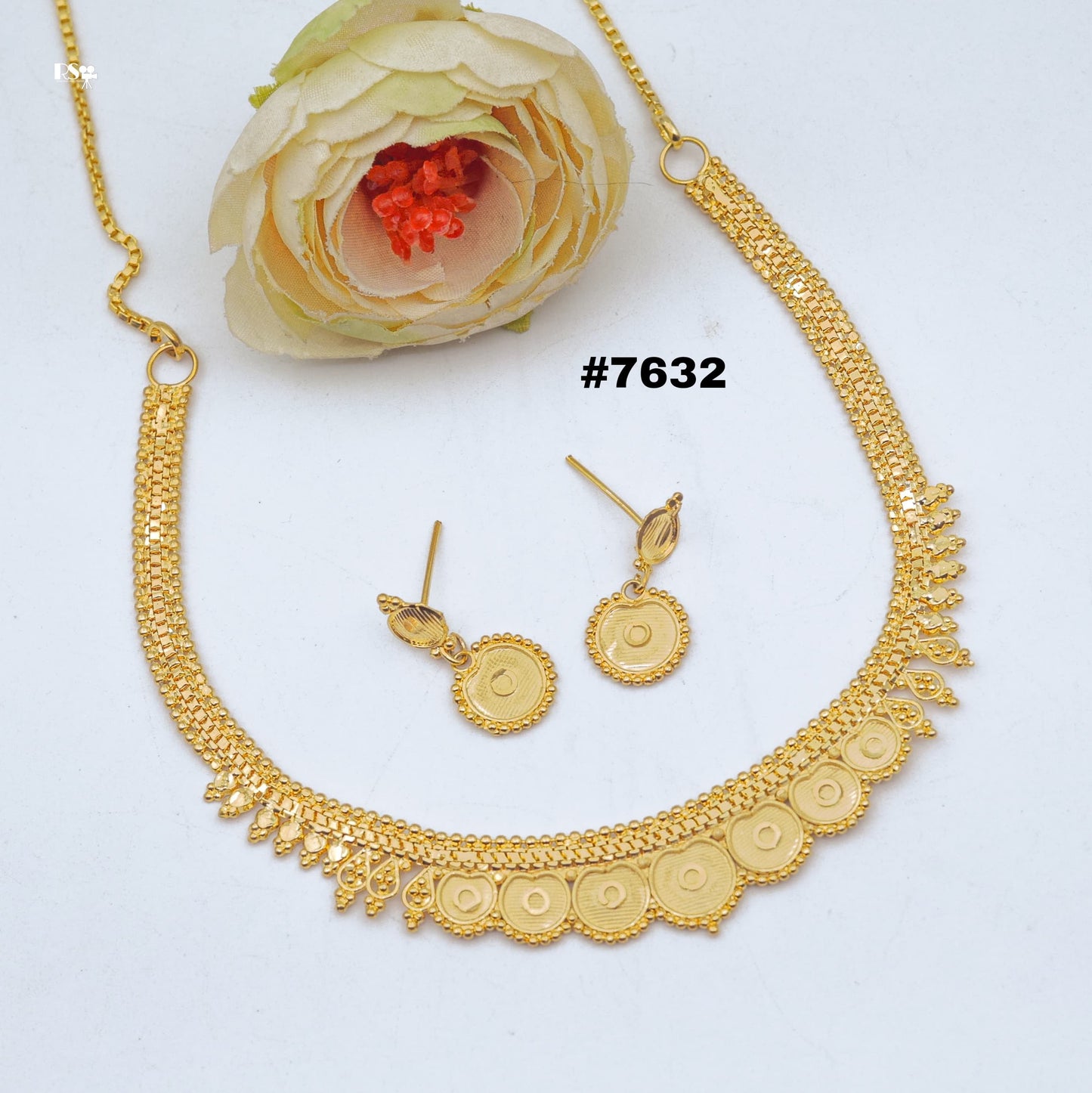 Gold Plated Short Necklace 1 Gram Gold Plated Jewellery PMJ Model No : 7632