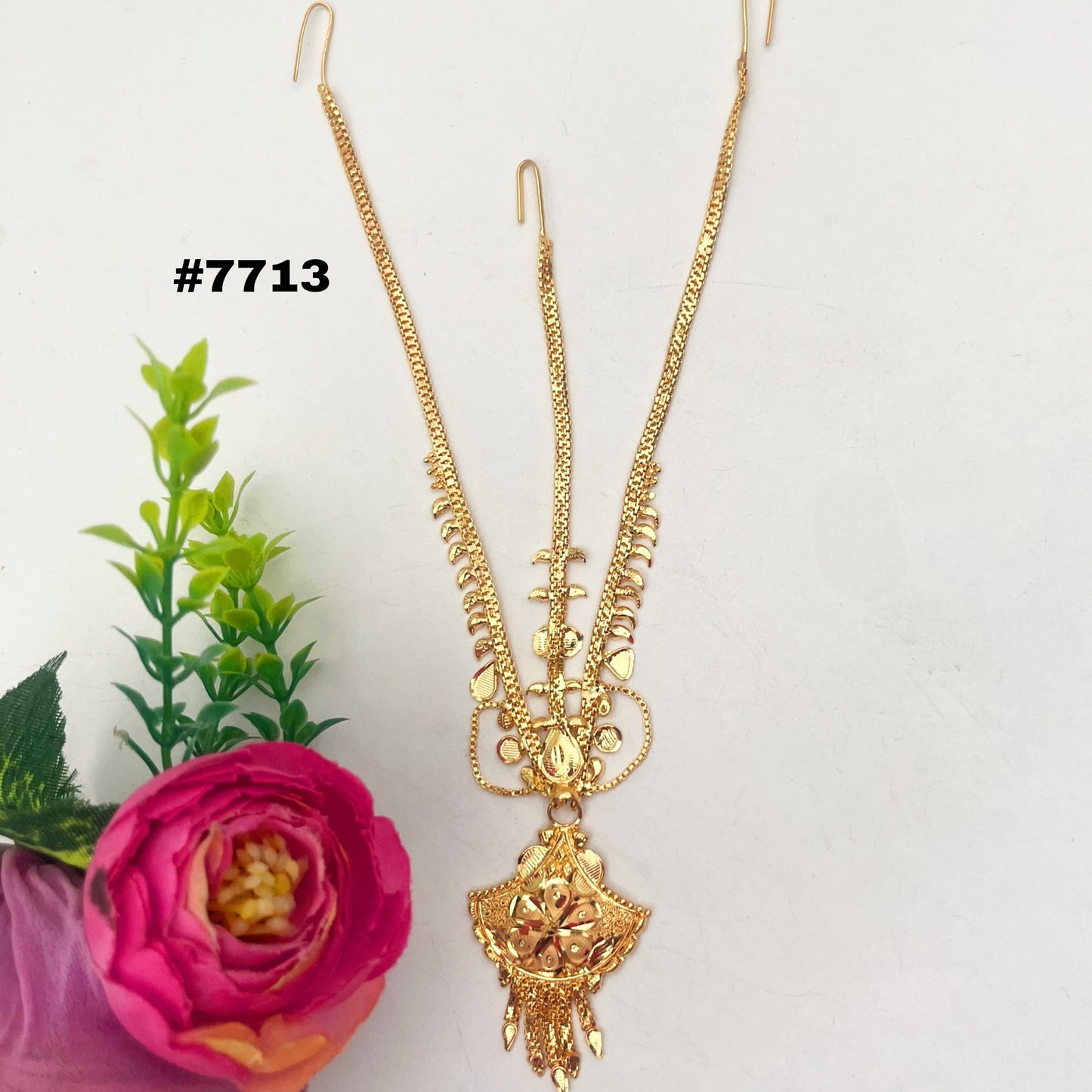 Gold Plated Maang Tika PMJ Model No: 7713