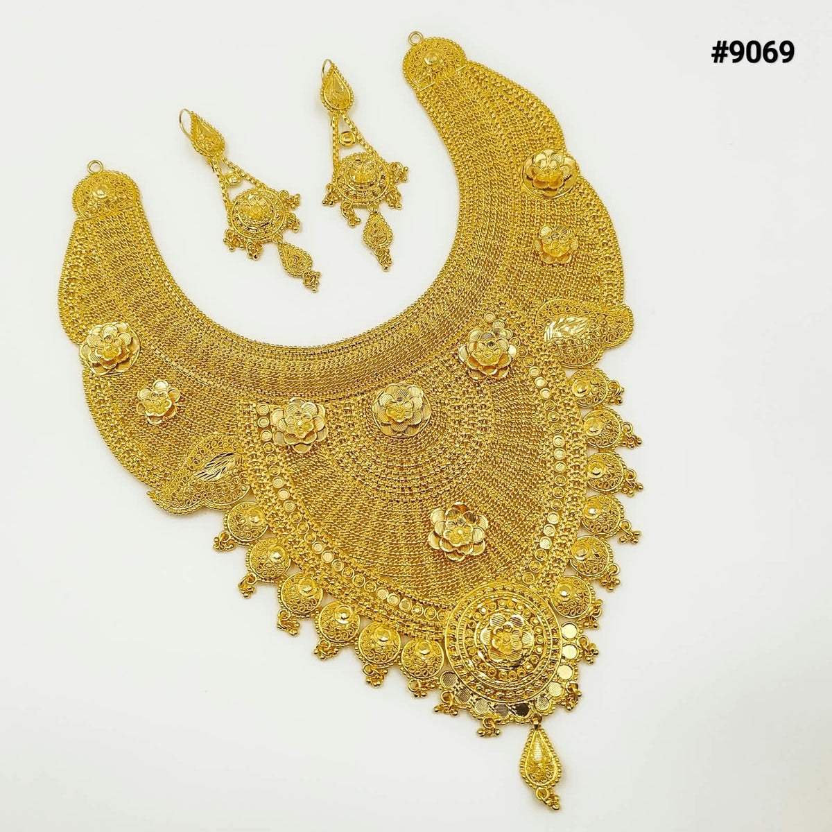 Gold Plated LONG NECKLACE 5 Gram Gold Plated Jewellery PMJ Model No : 9069