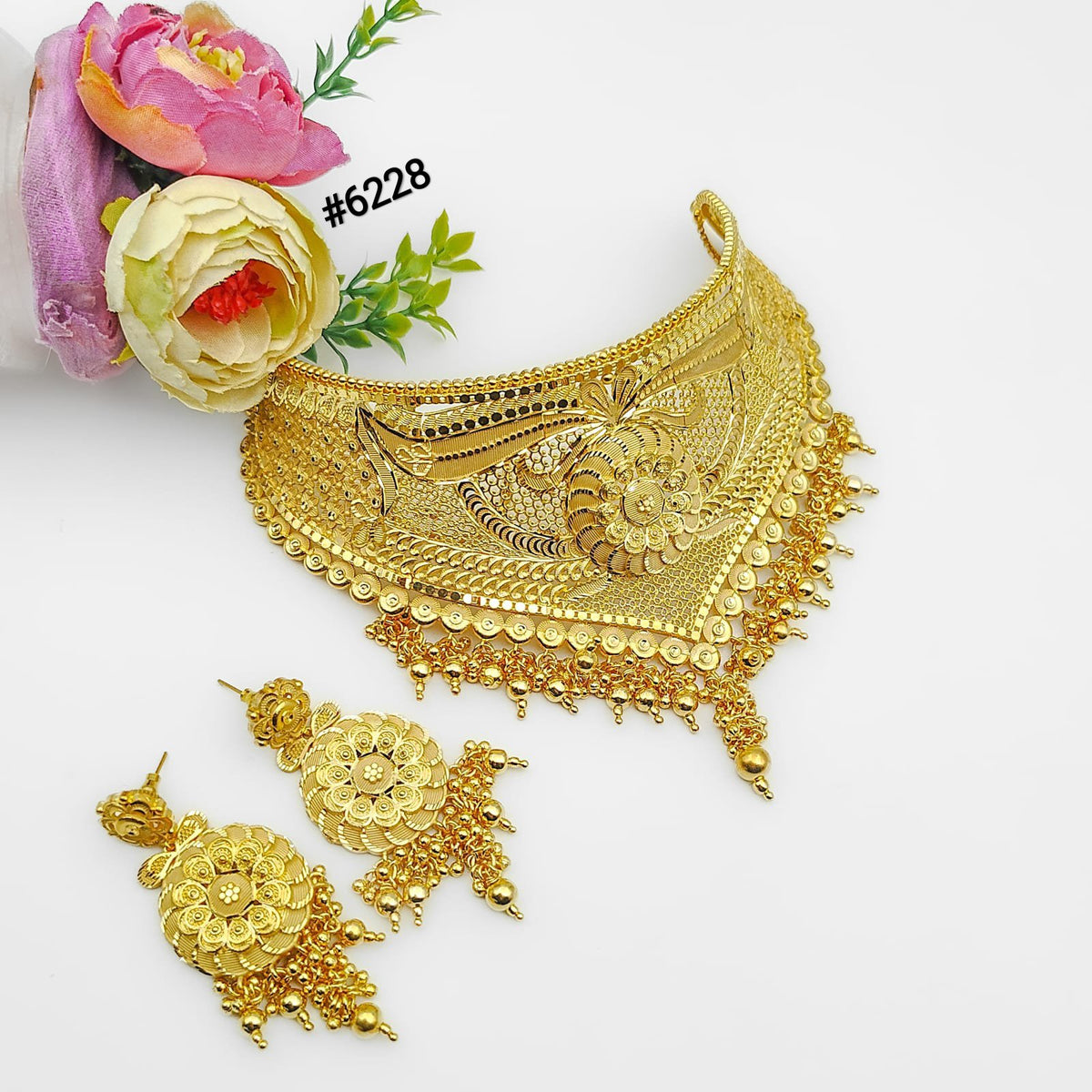 Gold Plated Hand Made Short Chokkar Necklace Set, PMJ Model No: 6228
