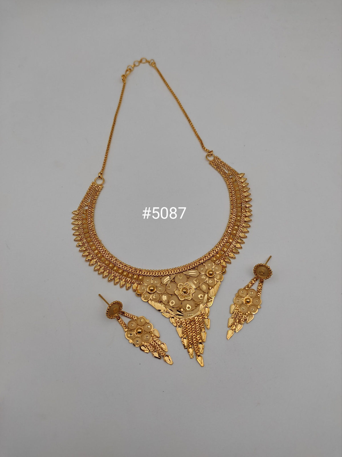 Gold Plated Short Necklace, PMJ Model No: 5087
