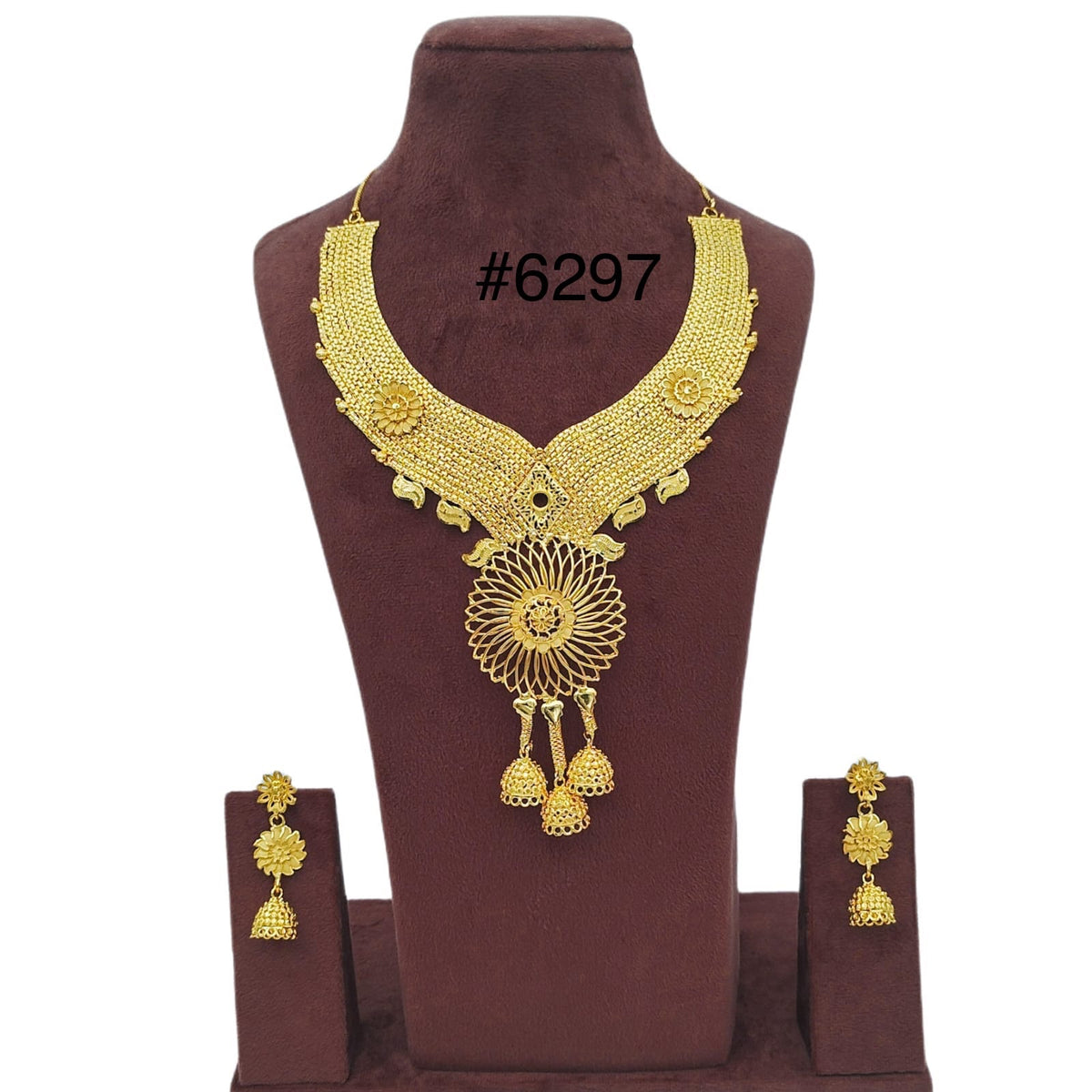 Gold Plated Bridal Short Necklace Set, PMJ Model No: 6297