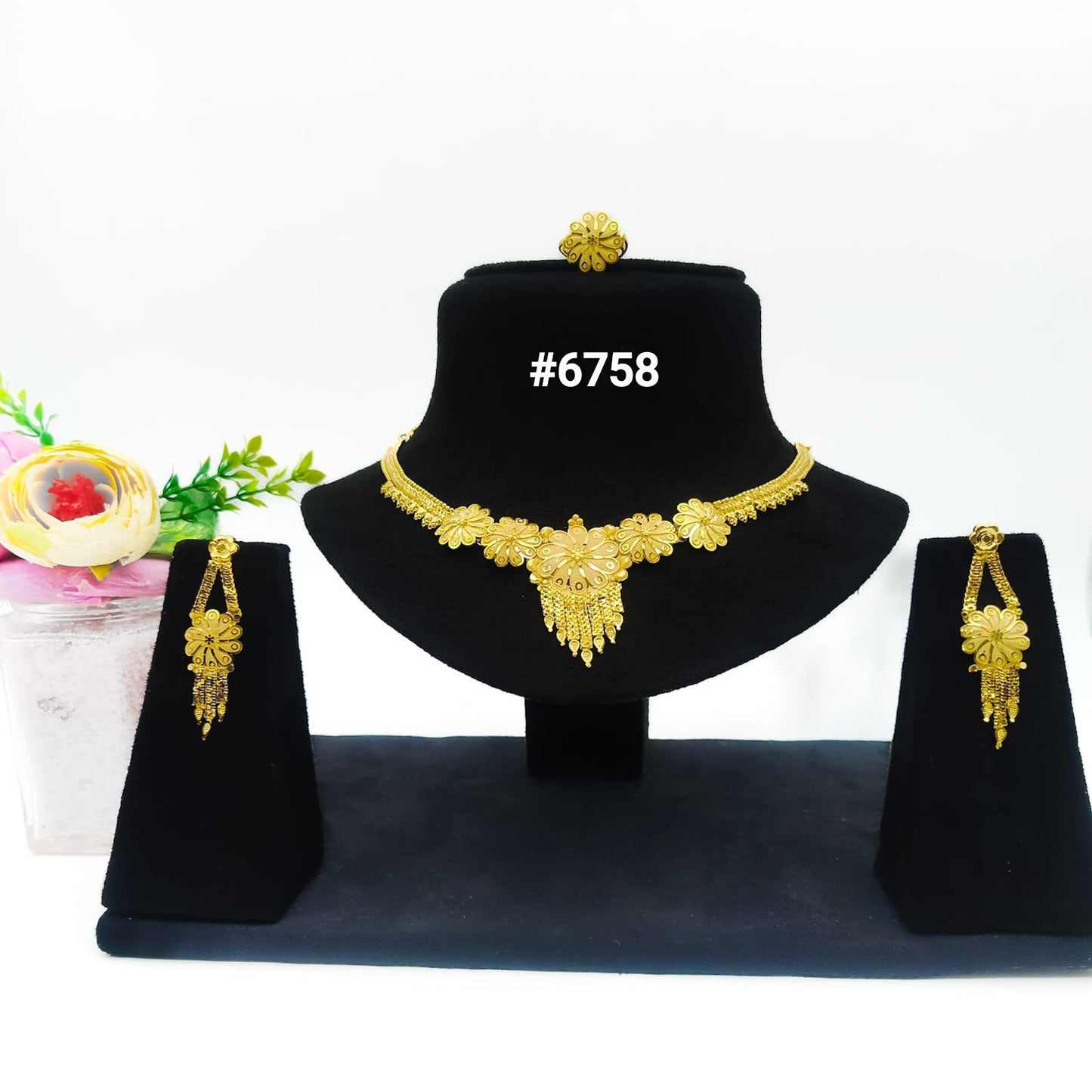 Gold Plated Small Necklace Set, PMJ Model No: 6758