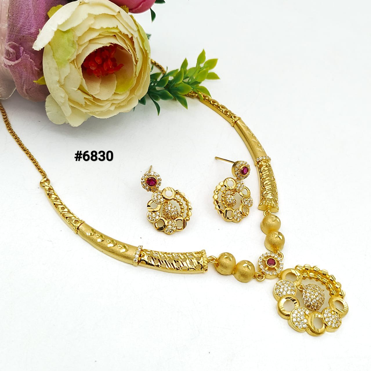 Gold Plated Small Necklace Set PMJ Model No : 6830