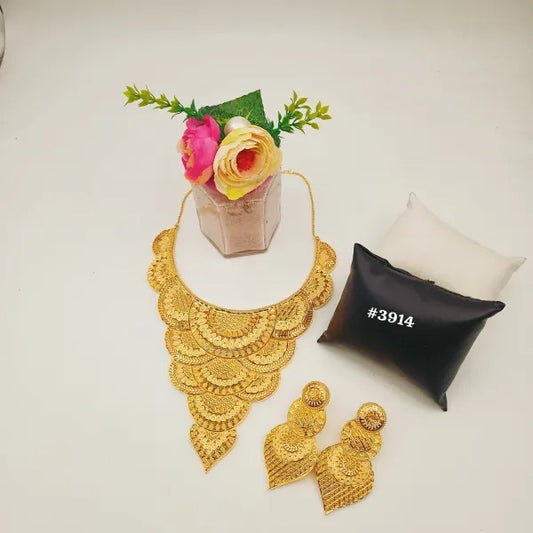 Gold Plated Bridal Short Necklace Set, PMJ Model No: 3914