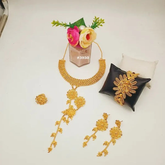 Gold Plated Bridal Short Necklace Set, PMJ Model No: 3930