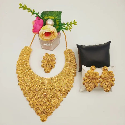 Gold Plated Hand Made Short Necklace Set, PMJ Model No: 4229