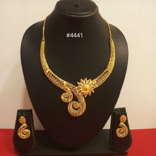 Gold Plated Hand Made Short Necklace Set, PMJ Model No: 4441