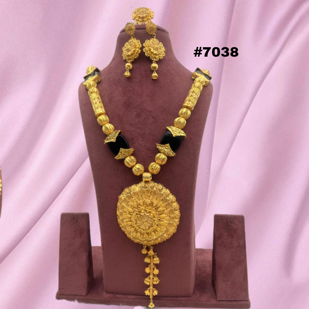 Gold Plated Hand Made Jewelry Long Necklace Set, PMJ Model No: 7038