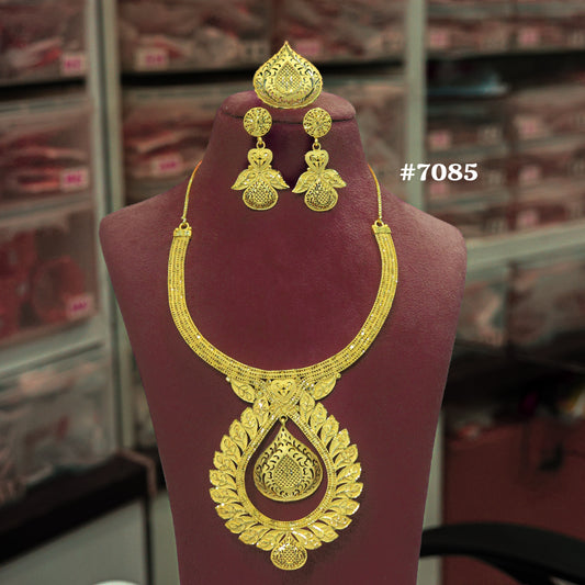 Gold Plated Bridal Short Necklace Set, PMJ Model No: 7085