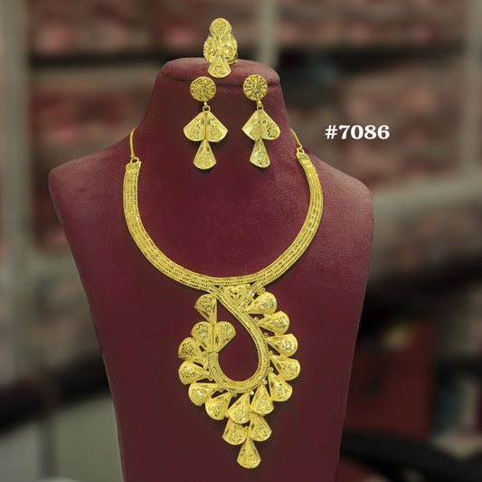 Gold Plated Bridal Short Necklace Set, PMJ Model No: 7086