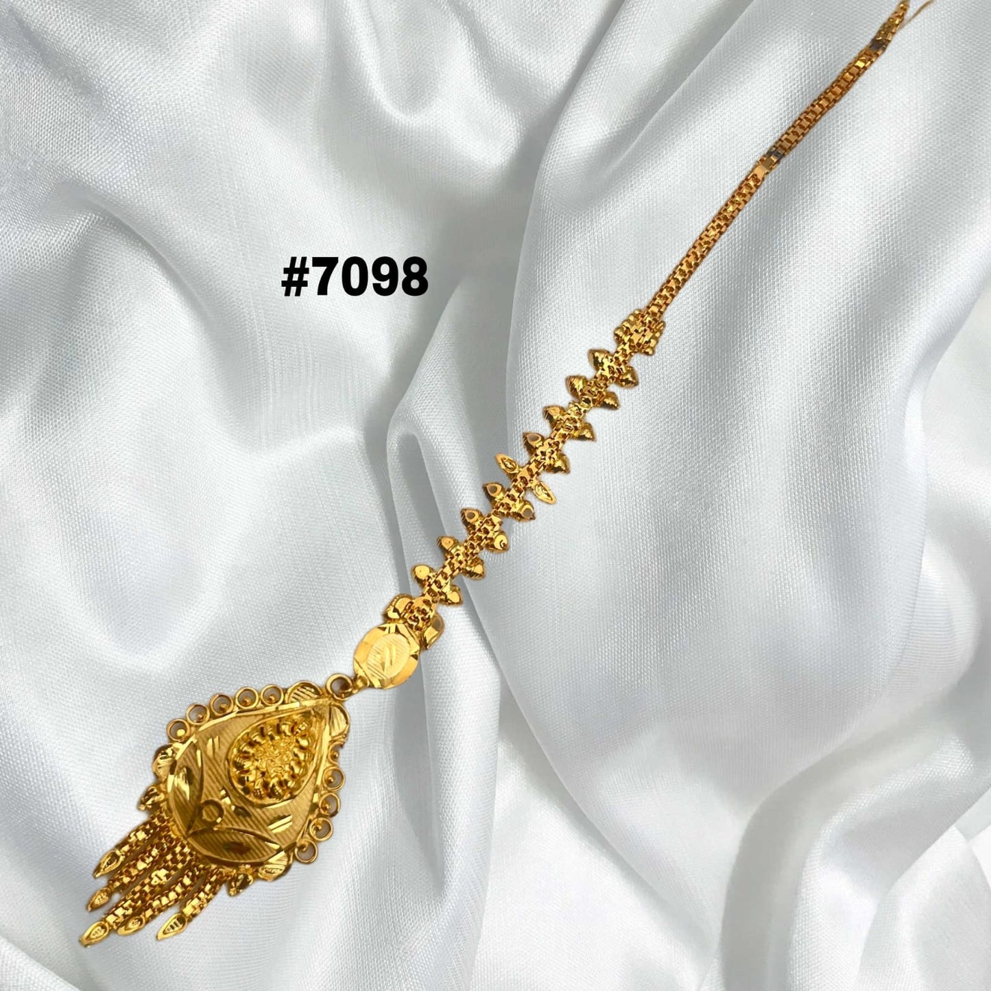 Gold Plated Maang Tika PMJ Model No: 7098