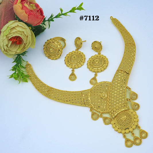 24 Carat Gold Plated Short Necklace 1 Gram Gold Plated Jewellery PMJ Model No : 7112