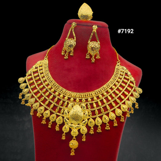 Gold Plated Short Necklace 1 Gram Gold Plated Jewellery PMJ Model No : 7192