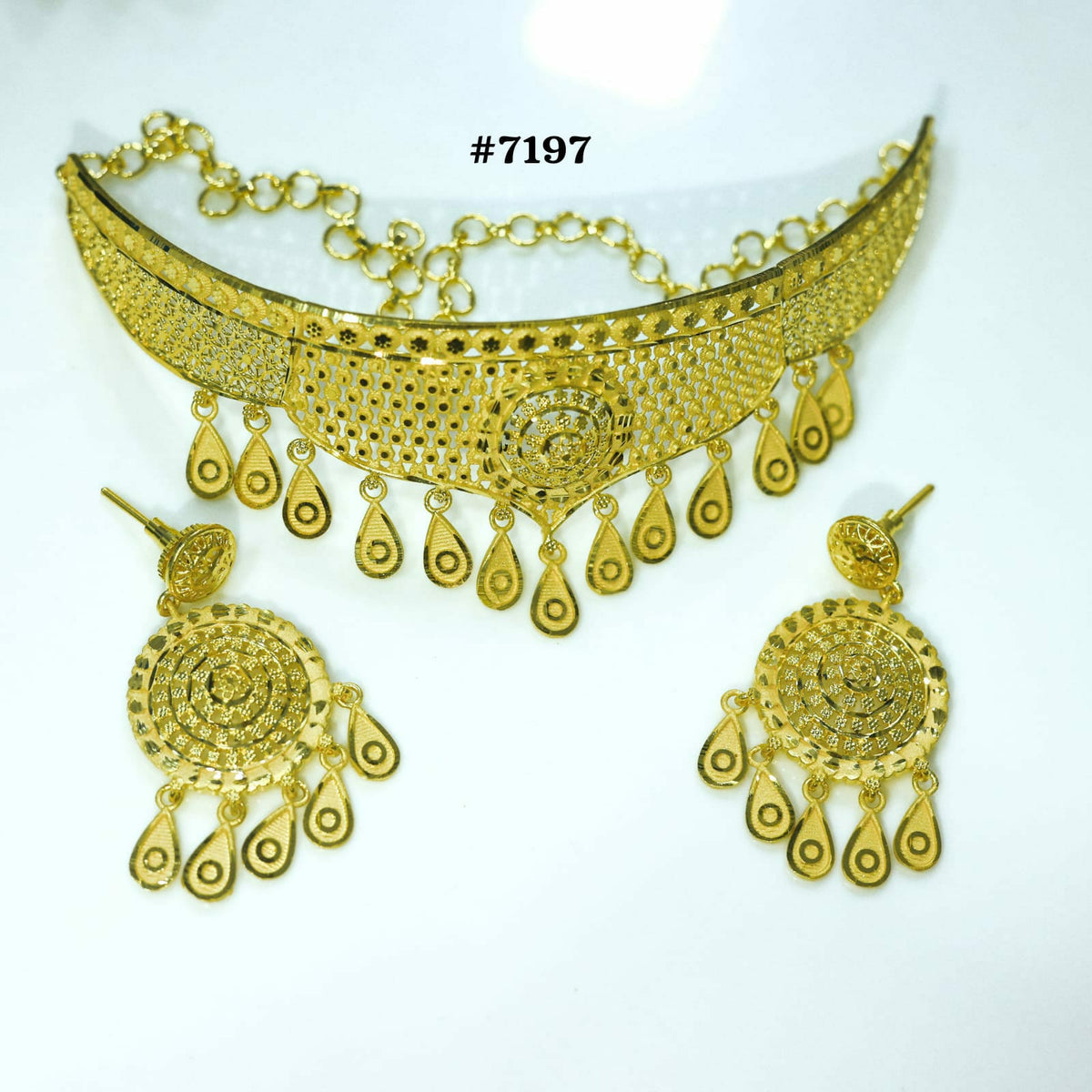 Gold Plated Short Necklace 1 Gram Gold Plated Jewellery PMJ Model No : 7197