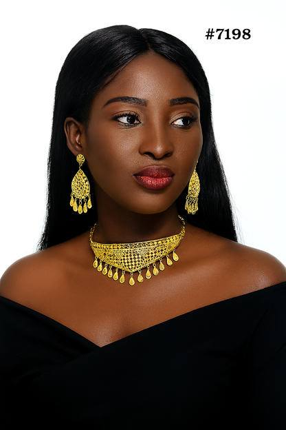 Gold Plated Short Necklace 1 Gram Gold Plated Jewellery PMJ Model No : 7198