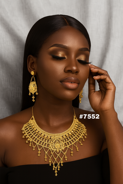 Gold Plated Short Necklace 1 Gram Gold Plated Jewellery PMJ Model No : 7552