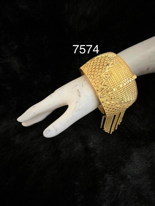 Gold Plated Designer Bracelet, PMJ Model No: 7574