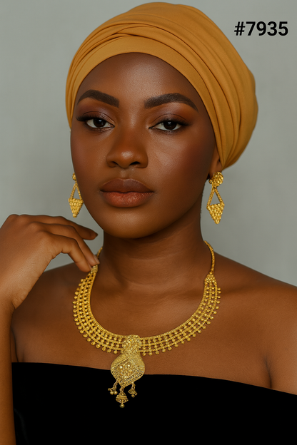 Gold Plated Short Necklace 5 Gram Gold Plated Jewellery PMJ Model No : 7935