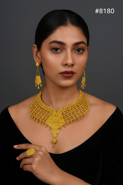 Gold Plated Short NECKLACE 5 Gram Gold Plated Jewellery PMJ Model No : 8180