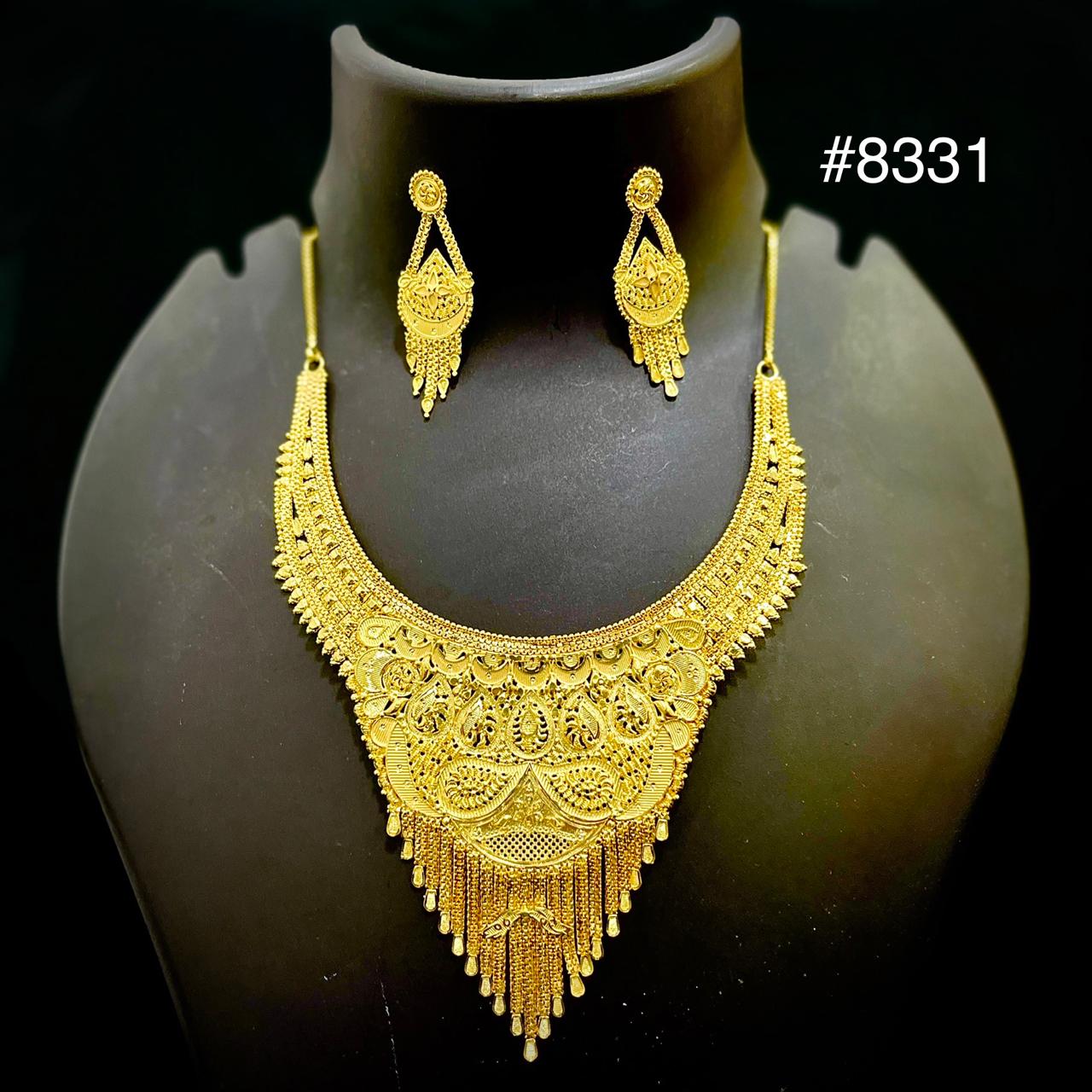 Gold Plated Short NECKLACE 5 Gram Gold Plated Jewellery PMJ Model No : 8331