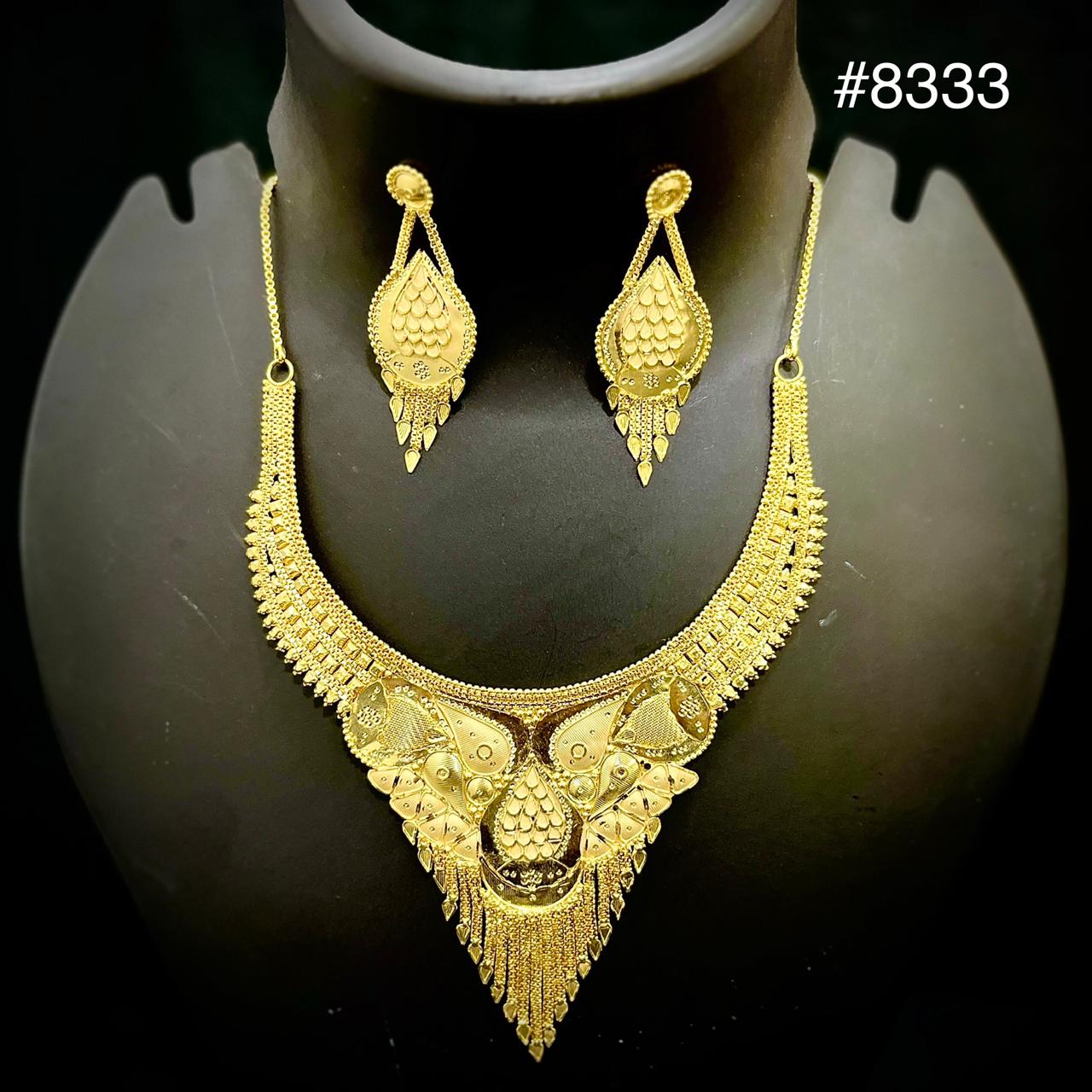 Gold Plated Short NECKLACE 5 Gram Gold Plated Jewellery PMJ Model No : 8333
