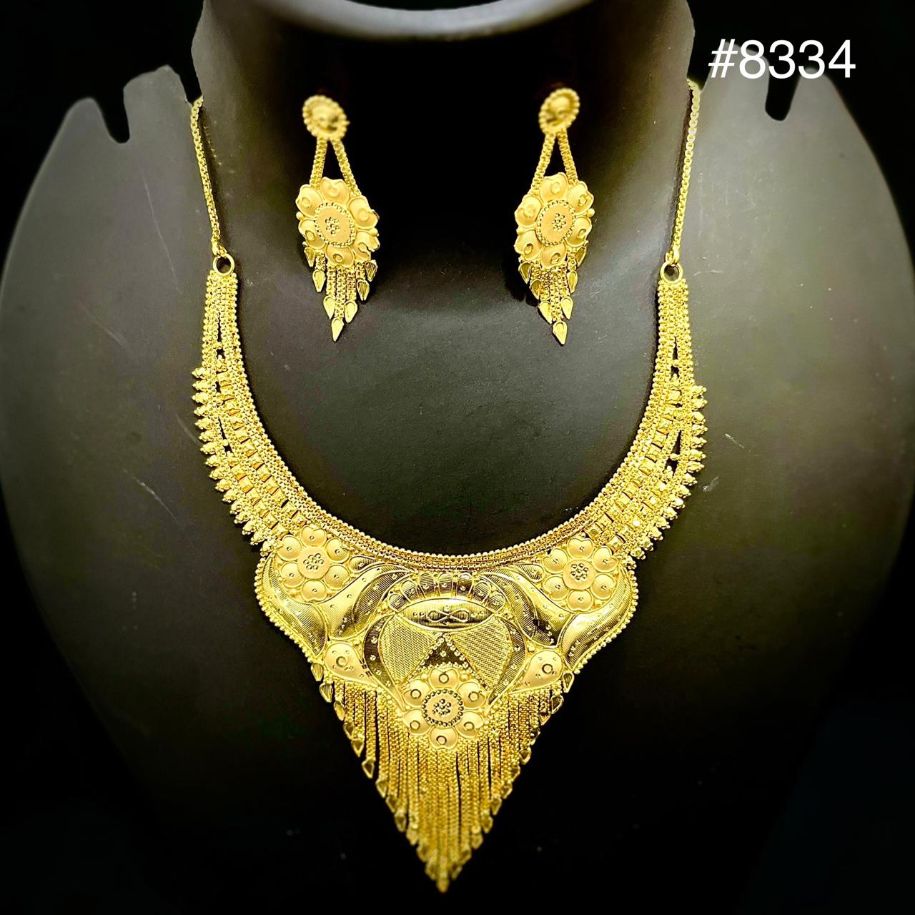 Gold Plated Short NECKLACE 5 Gram Gold Plated Jewellery PMJ Model No : 8334