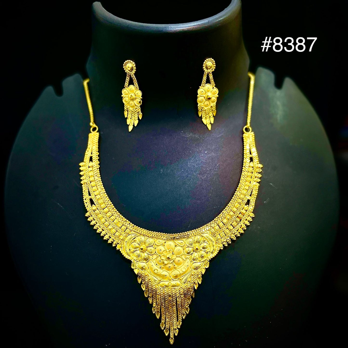 Gold Plated Short NECKLACE 5 Gram Gold Plated Jewellery PMJ Model No : 8387