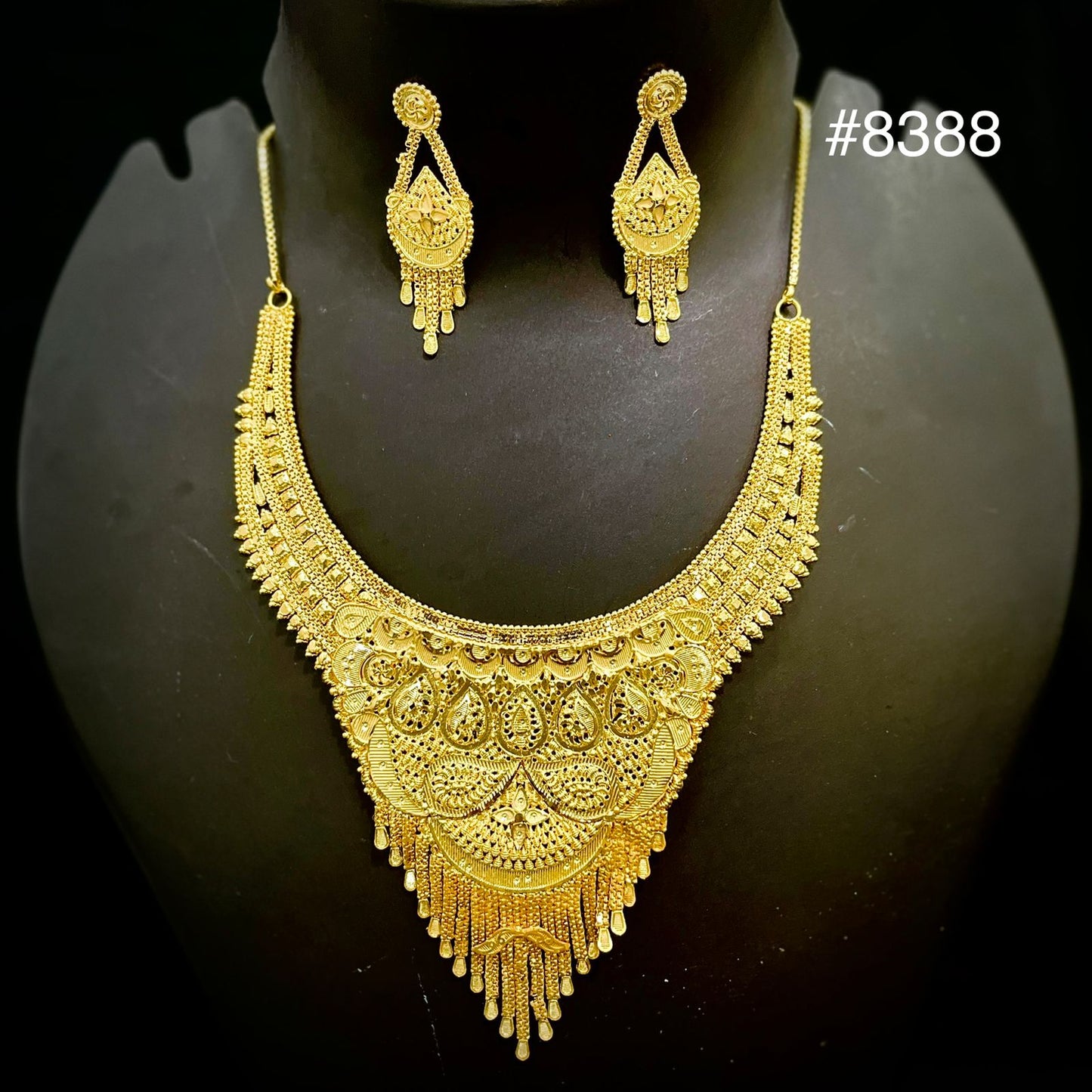 Gold Plated Short NECKLACE 5 Gram Gold Plated Jewellery PMJ Model No : 8388