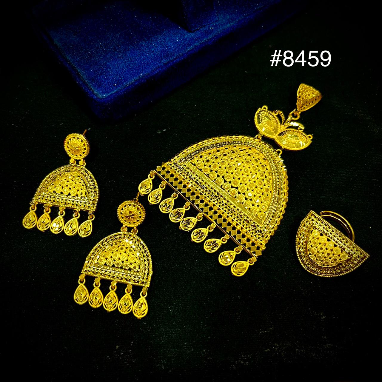 Gold Plated Pendant and Earring Set PMJ model no : 8459