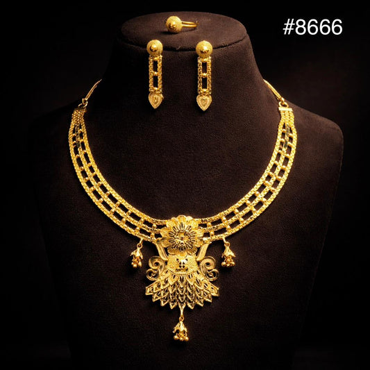Gold Plated Short NECKLACE 5 Gram Gold Plated Jewellery PMJ Model No : 8666