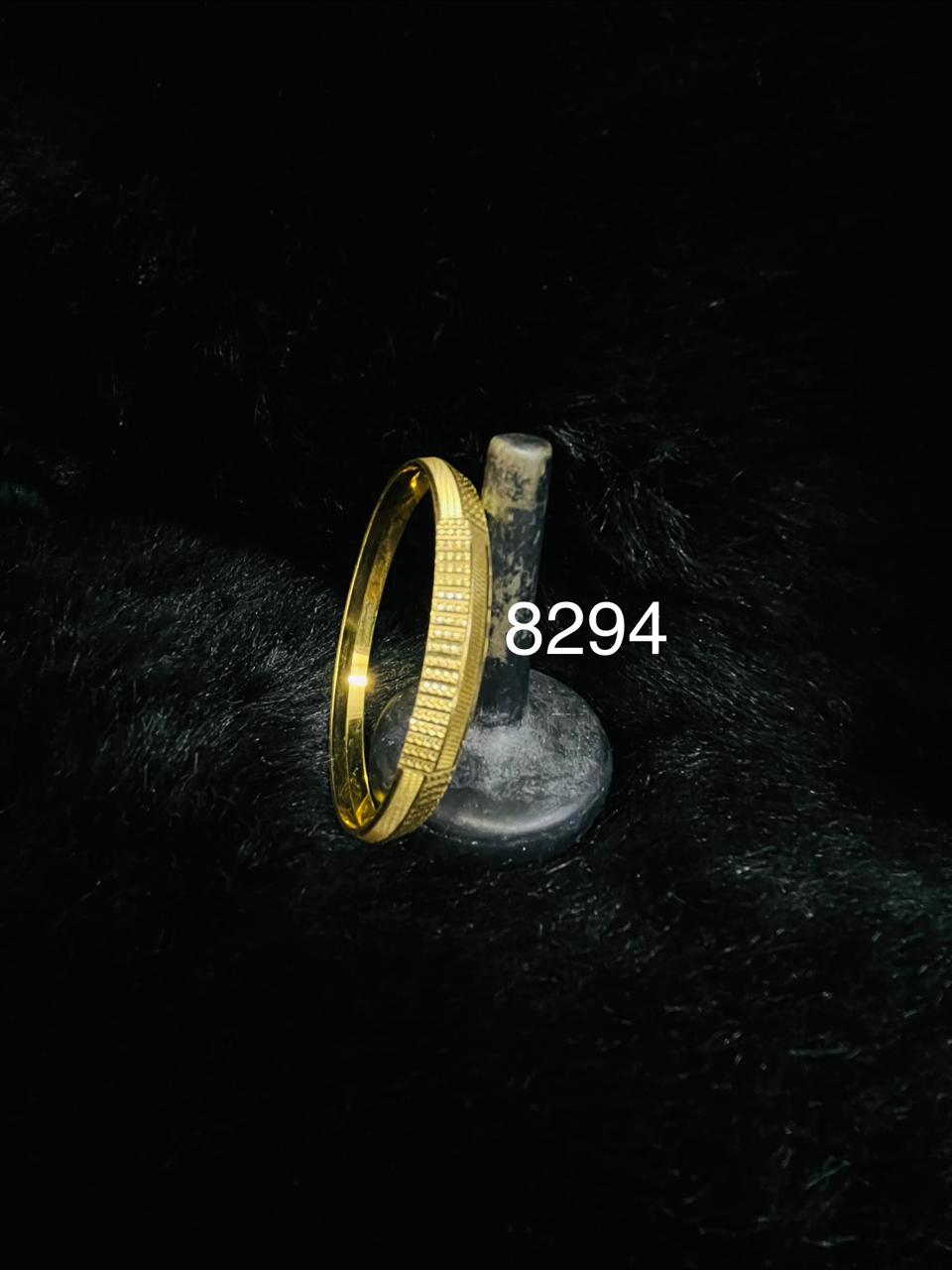 Elegant Gold Men's Kada PMJ Model No : 8294