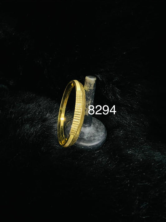 Elegant Gold Men's Kada PMJ Model No : 8294