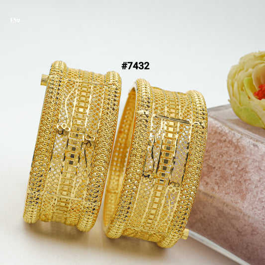 Gold Plated BANGLE 1 Gram Gold Plated Jewellery PMJ Model No : 7432