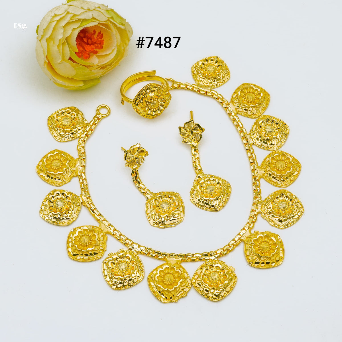 Gold Plated Short Necklace 1 Gram Gold Plated Jewellery PMJ Model No : 7487