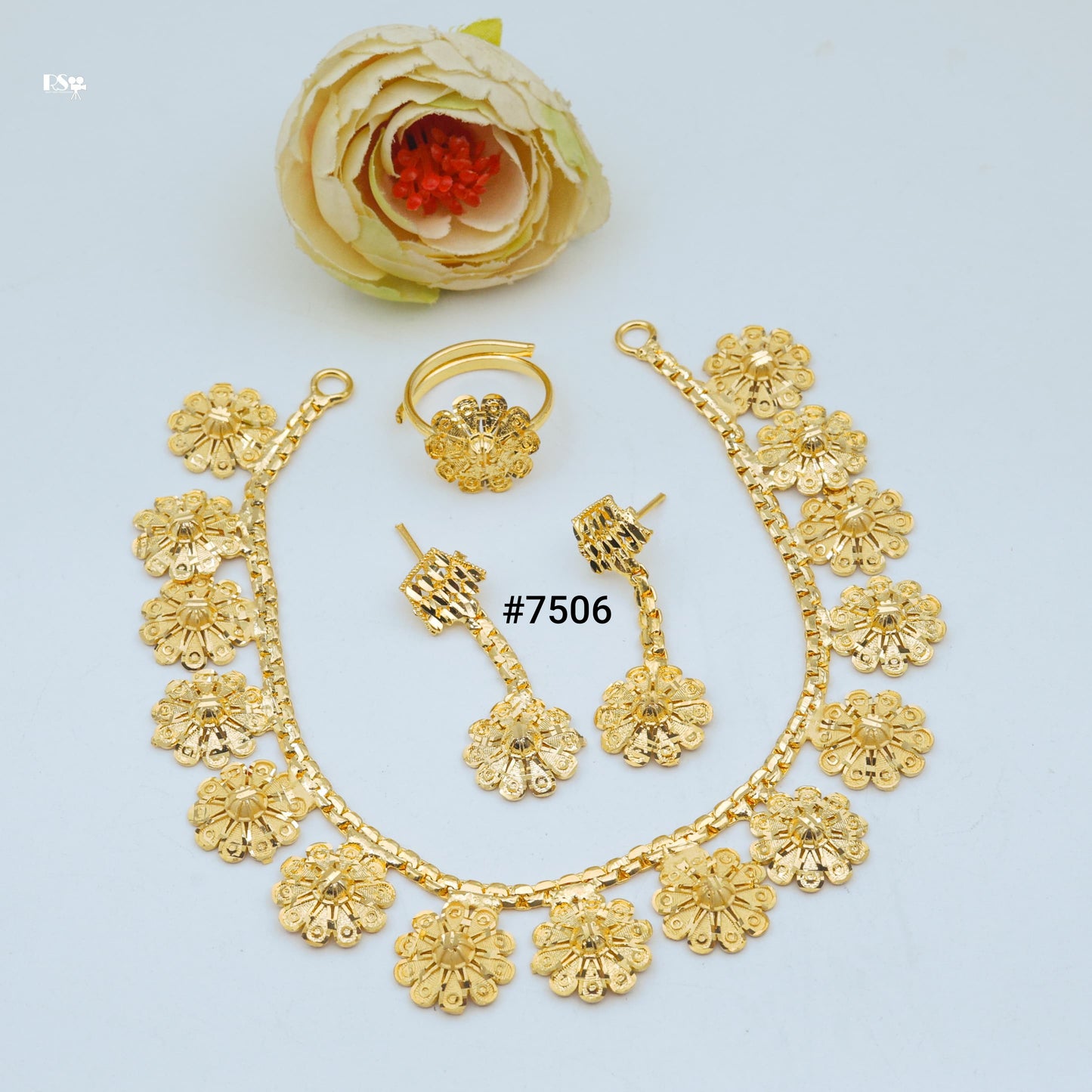Gold Plated Short Necklace 1 Gram Gold Plated Jewellery PMJ Model No : 7506