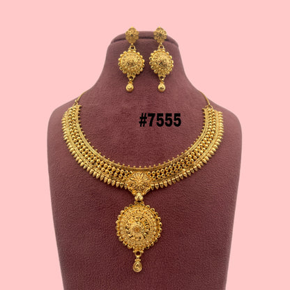 Gold Plated Short Necklace 1 Gram Gold Plated Jewellery PMJ Model No : 7555