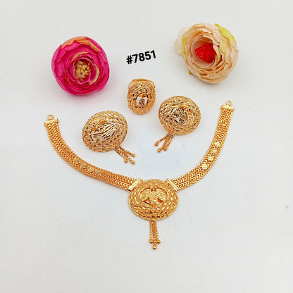 Gold Plated Short Necklace 5 Gram Gold Plated Jewellery PMJ Model No : 7851