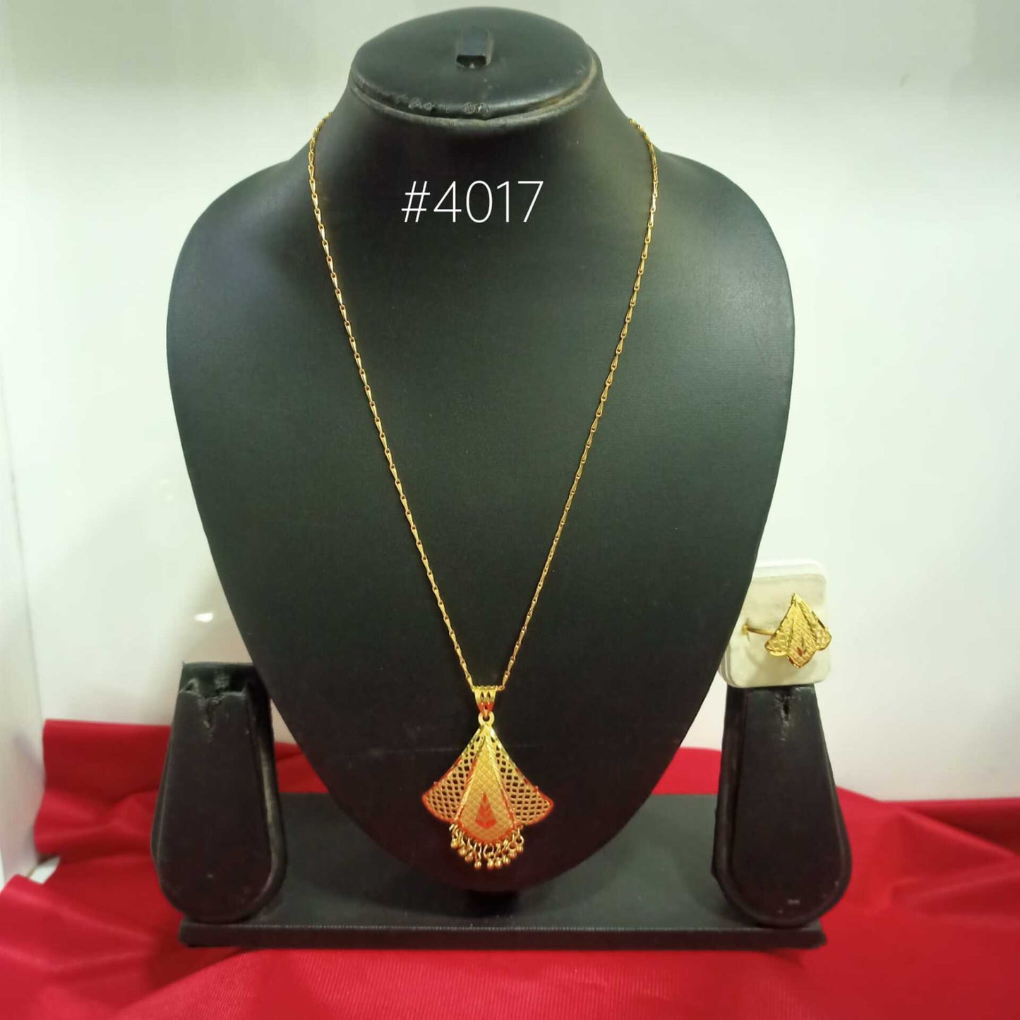 Gold Plated Pendant, PMJ Model No: 4017