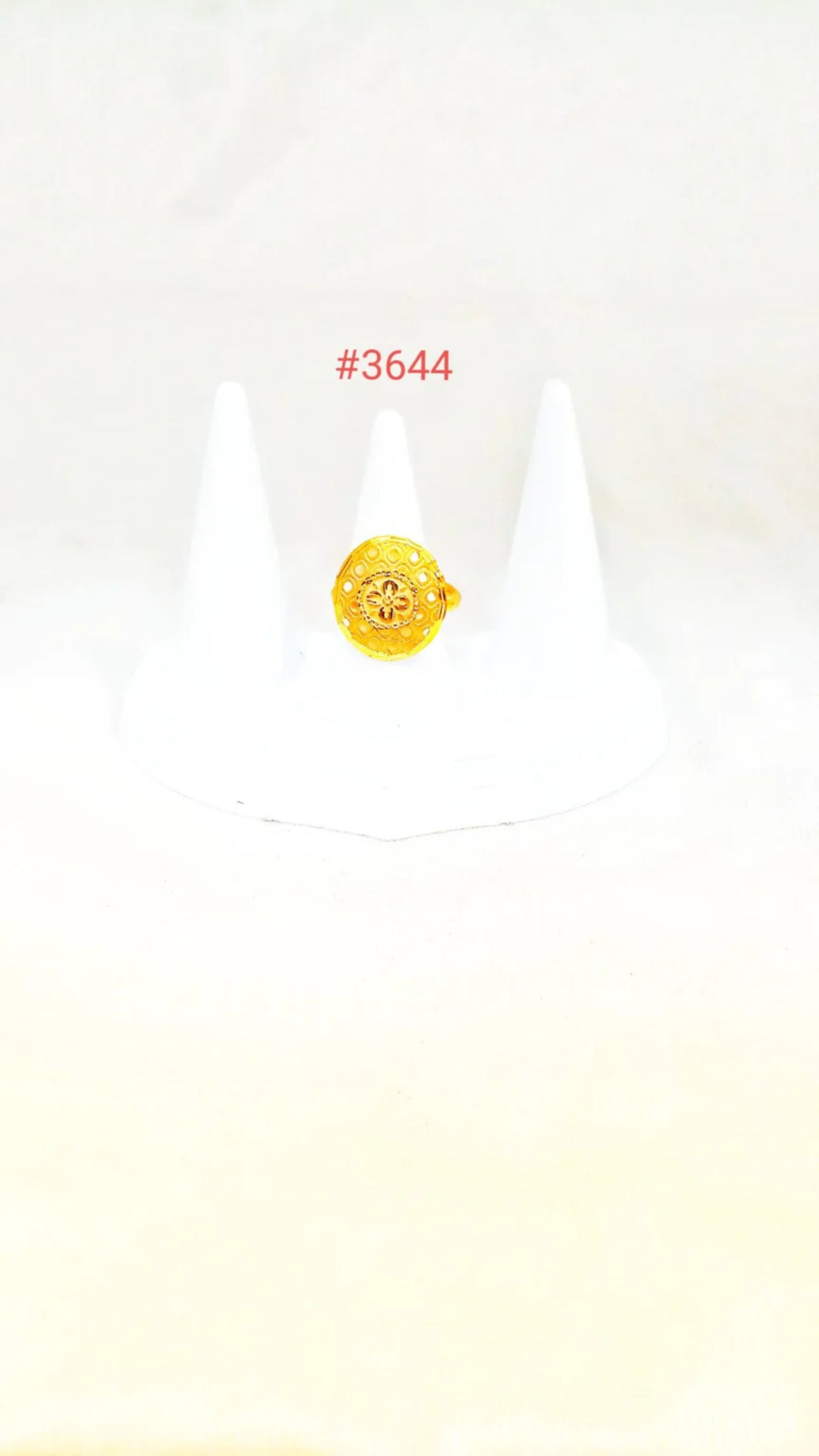 Stylish Gold Plated Ladies Finger Ring, PMJ Model No: 3644