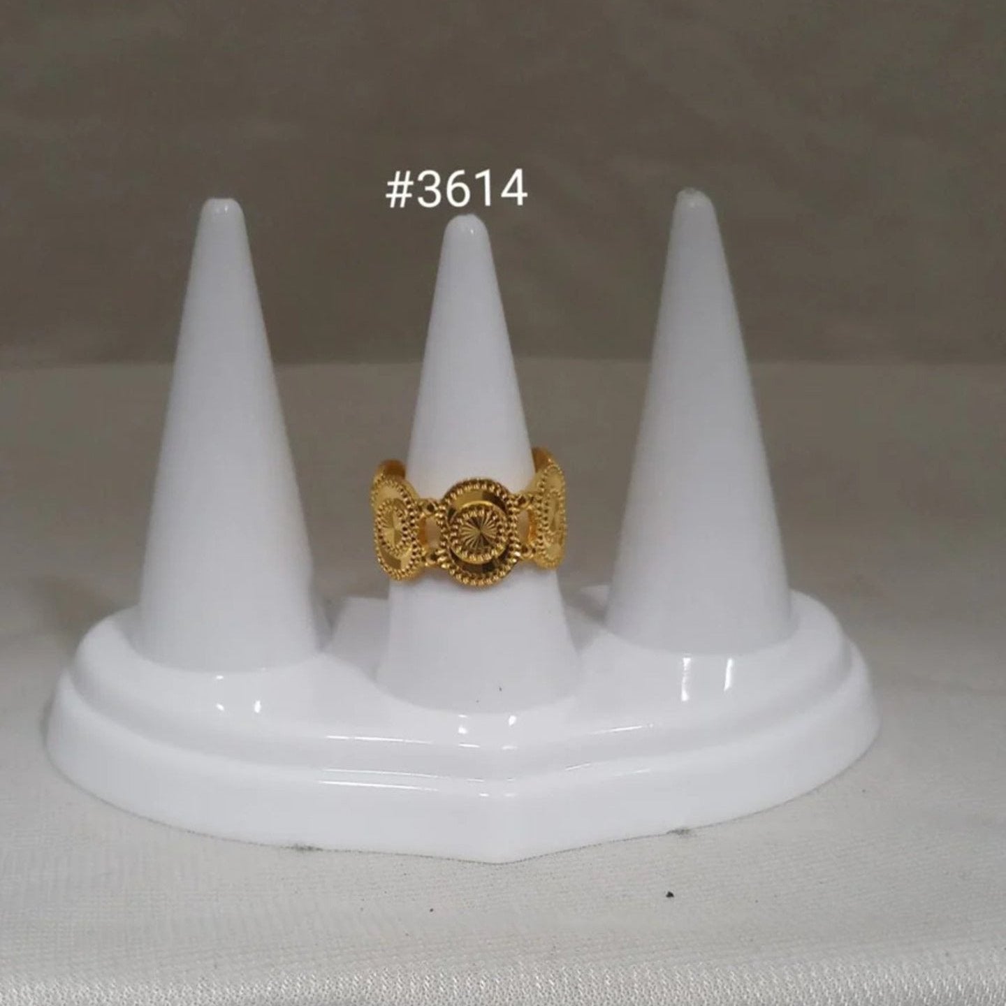 Stylish Gold Plated Ladies Finger Ring, PMJ Model No: 3614